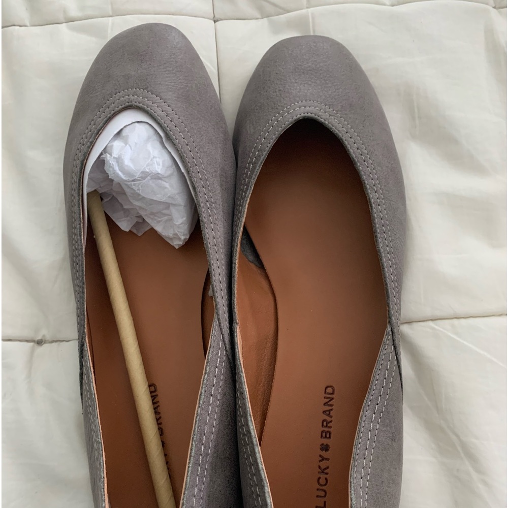 NWT Lucky ballet flat